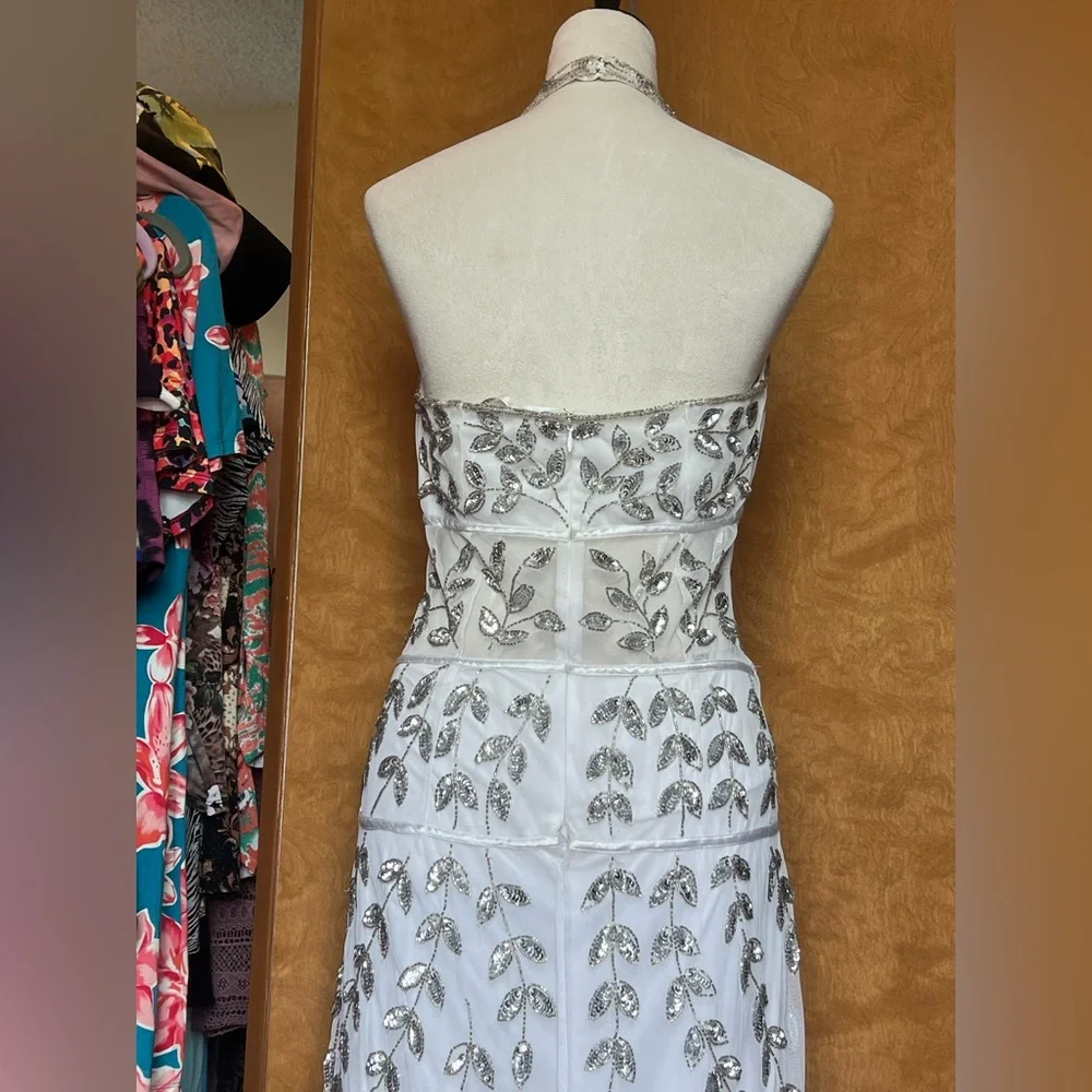 Oleg Cassini White V-Neck Beaded Prom Gown - Picture 6 of 6
